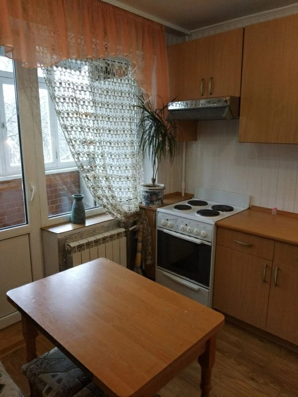 Apartments for sale. 1 room, 35 m², 2nd floor/16 floors. 34, Glushkova Akademika 34, Kyiv. 