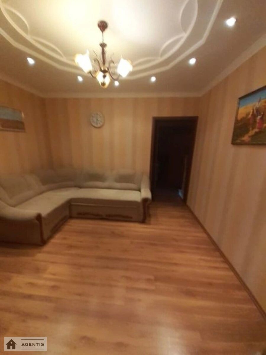 Здам квартиру 3 кімнати, 75 m², 16 пов./16 поверхів. Оболонський район, Київ. 