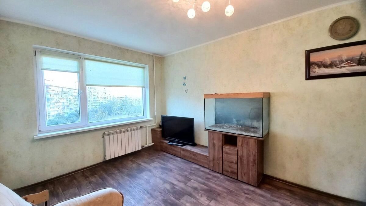 Здам квартиру 3 кімнати, 60 m², 6 пов./9 поверхів. 4, Левка Лукяненка вул. (Маршала Тимошенка), Київ. 