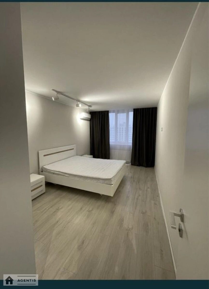 Сдам квартиру 1 комната, 40 m², 23 эт./25 этажей. Приміська вул., Киев. 