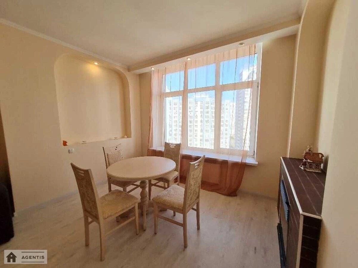 Apartment for rent 2 rooms, 71 m², 14th fl./17 floors. 26, Dniprovs'ka embankment 26, Kyiv. 