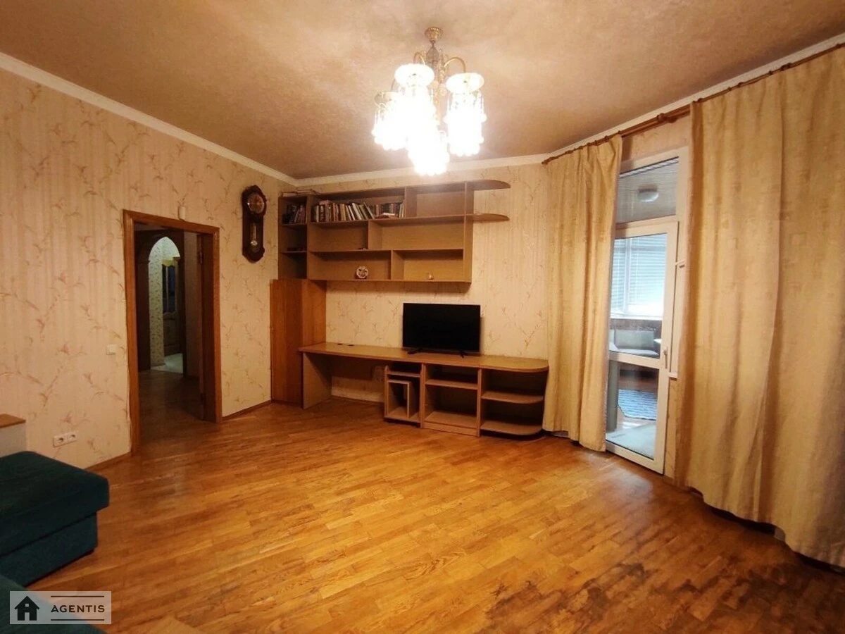 Apartment for rent 3 rooms, 110 m², 4th fl./9 floors. 8, Derevlyanska vul. Yakira, Kyiv. 