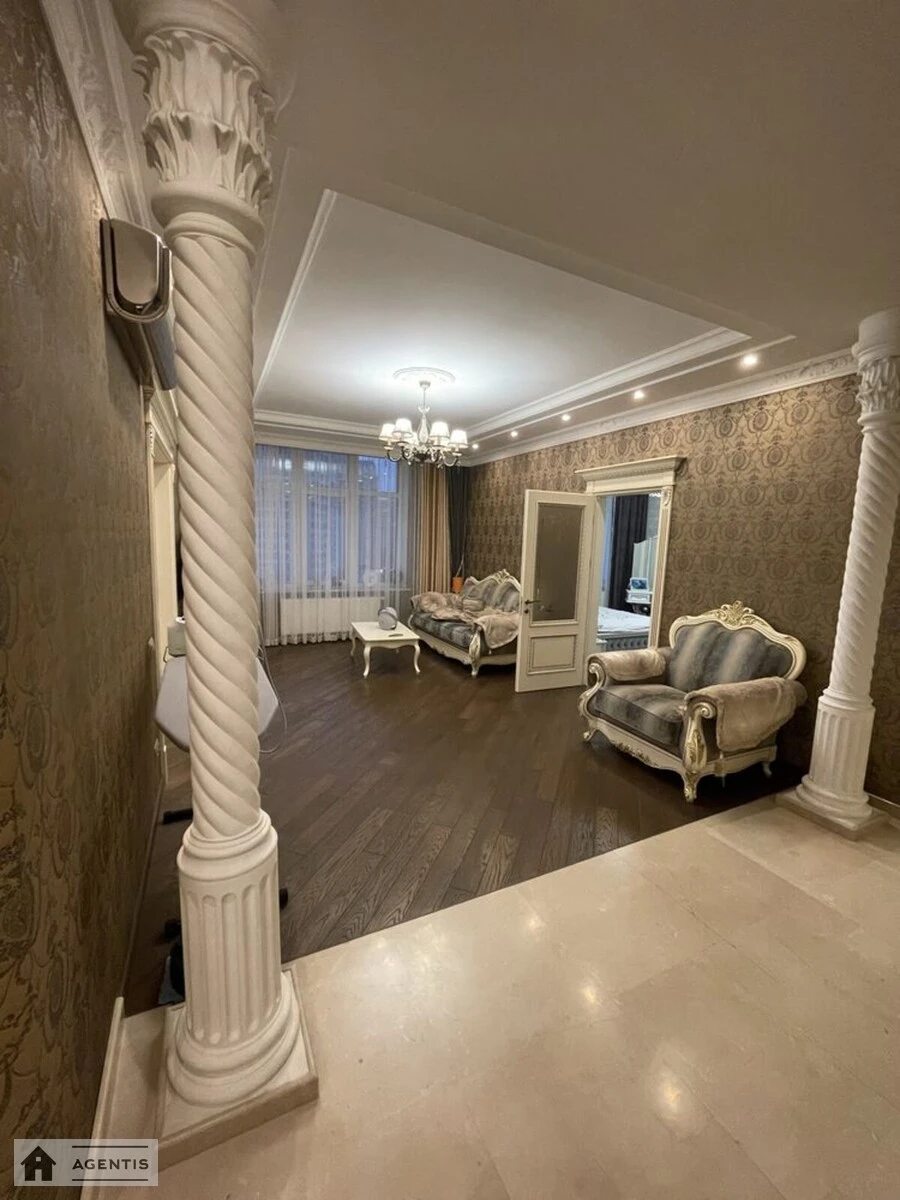 Apartment for rent 3 rooms, 120 m², 9th fl./30 floors. Andriya Verkhohlyada vul. Mykhayla Drahomirova, Kyiv. 