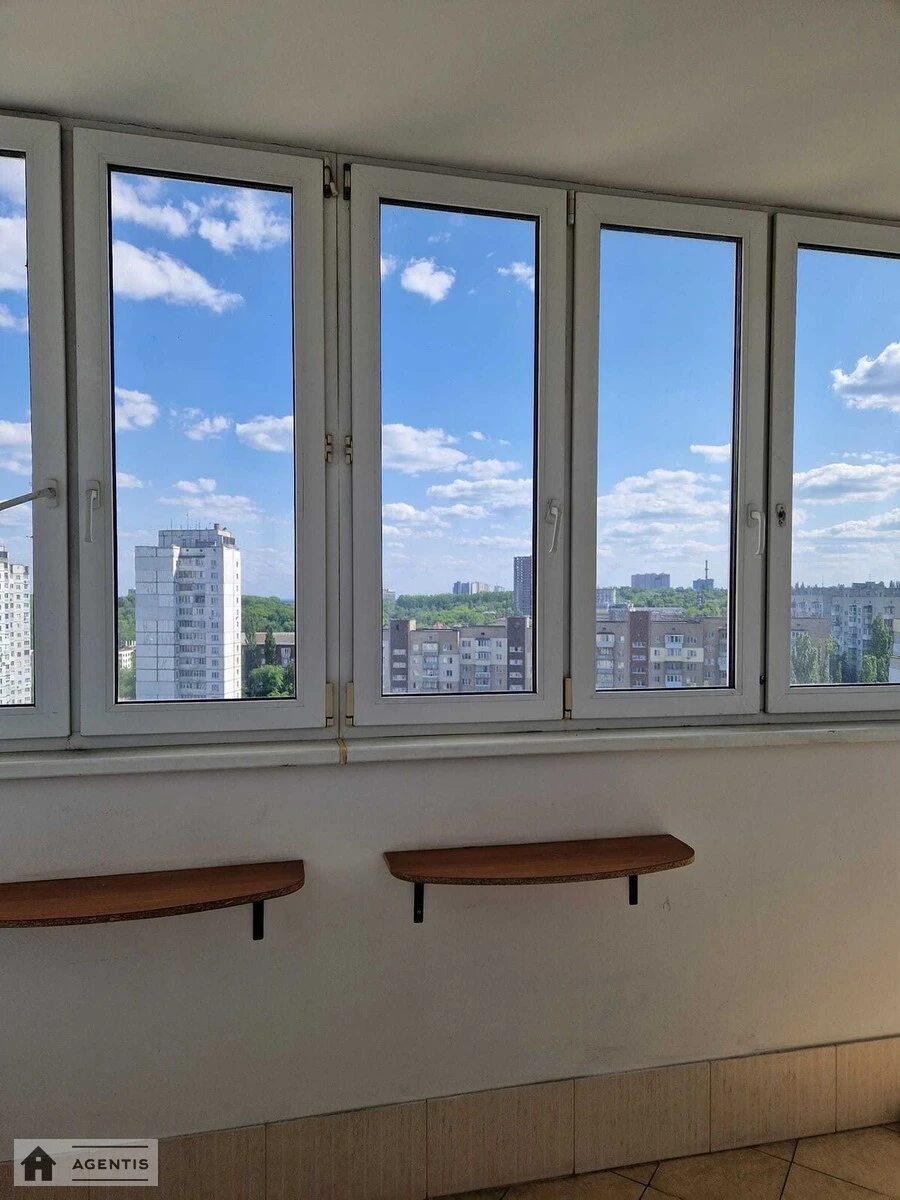 Apartment for rent 4 rooms, 150 m², 23rd fl./25 floors. 22, Saperno-Slobidska 22, Kyiv. 