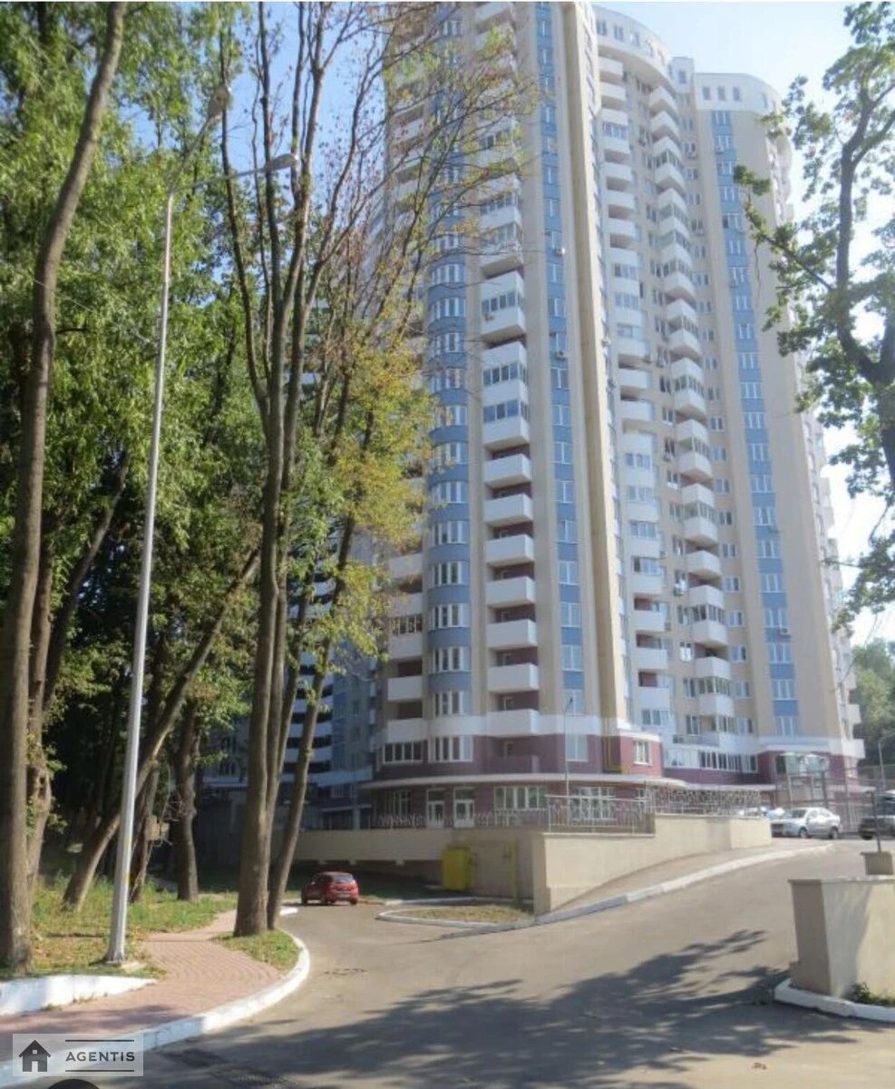 Сдам квартиру 1 комната, 51 m², 11 эт./25 этажей. 73, Рижская 73, Киев. 