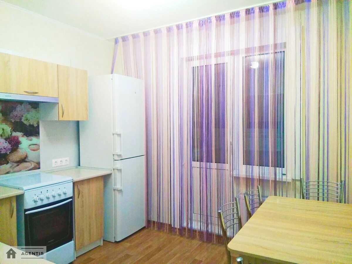 Apartment for rent 1 room, 43 m², 14th fl./25 floors. 7, Hryhoriya Vashchenka vul., Kyiv. 