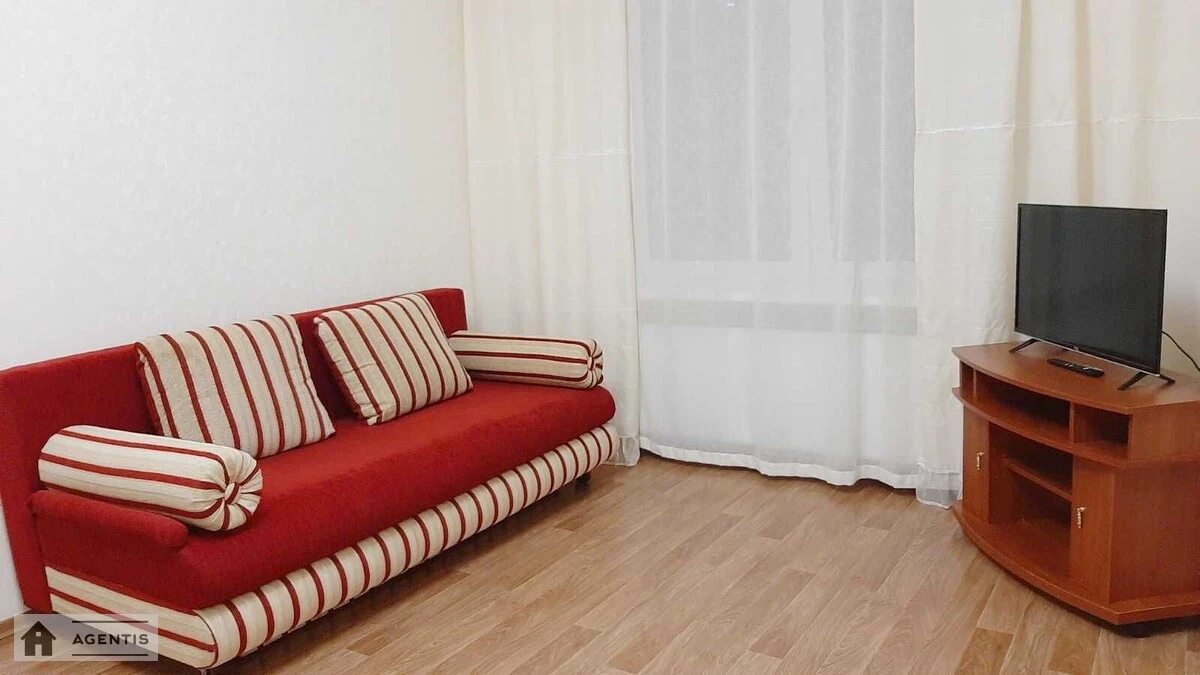 Сдам квартиру 1 комната, 43 m², 14 эт./25 этажей. 7, Григорія Ващенка вул., Киев. 