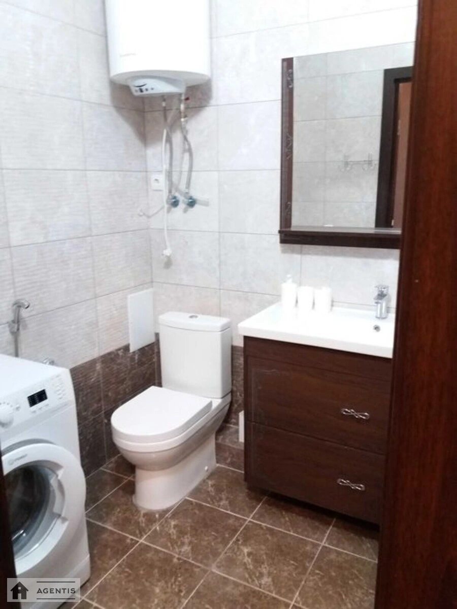 Сдам квартиру 1 комната, 42 m², 6 эт./16 этажей. 46, Юлії Здановської вул. (Михайла Ломоносова), Киев. 