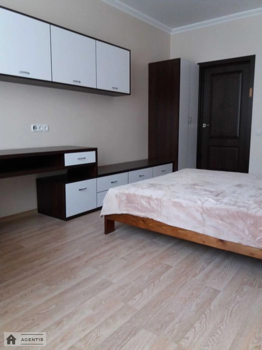 Здам квартиру 1 кімната, 42 m², 6 пов./16 поверхів. 46, Юлії Здановської вул. (Михайла Ломоносова), Київ. 