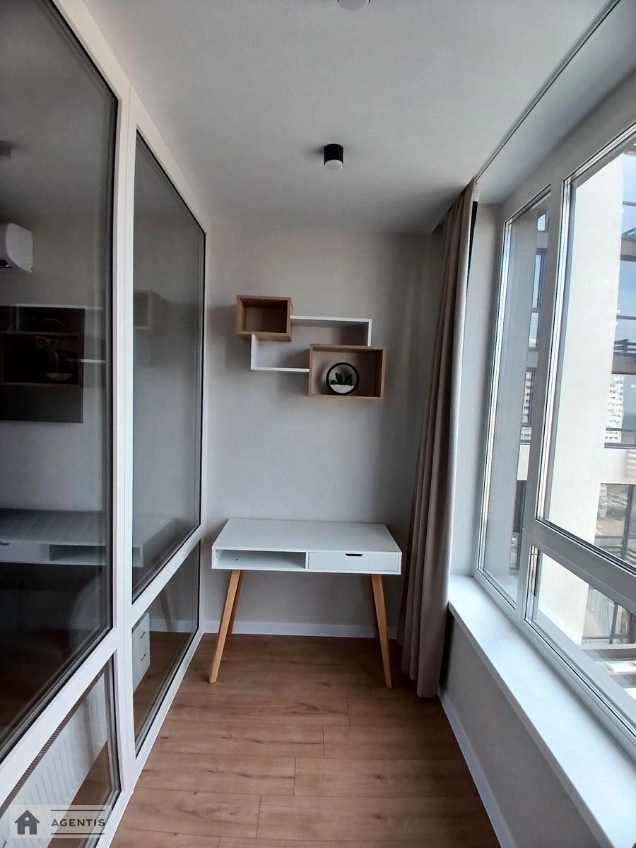 Apartment for rent 1 room, 45 m², 18th fl./25 floors. Pravdy, Kyiv. 