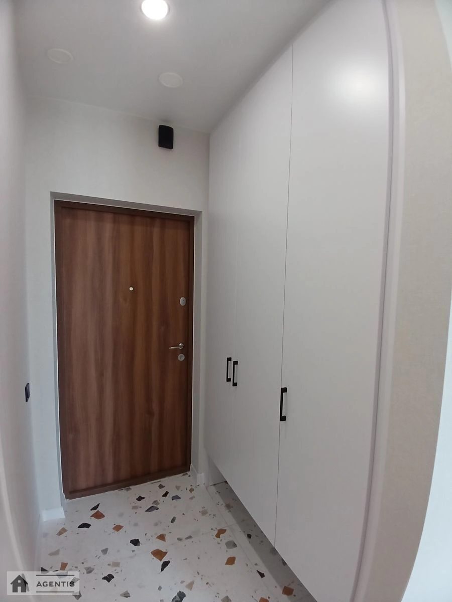 Здам квартиру 1 кімната, 45 m², 18 пов./25 поверхів. Правди, Київ. 