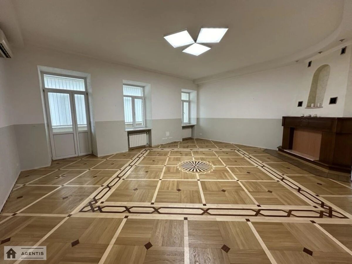 Apartment for rent 5 rooms, 195 m², 4th fl./6 floors. Yaroslaviv Val, Kyiv. 