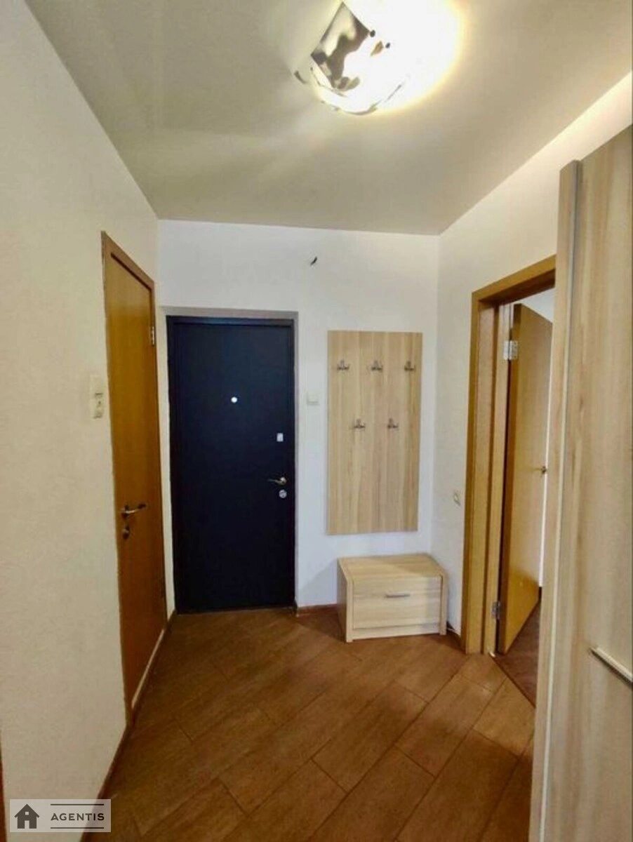 Здам квартиру 1 кімната, 36 m², 3 пов./9 поверхів. 18, Північна 18, Київ. 