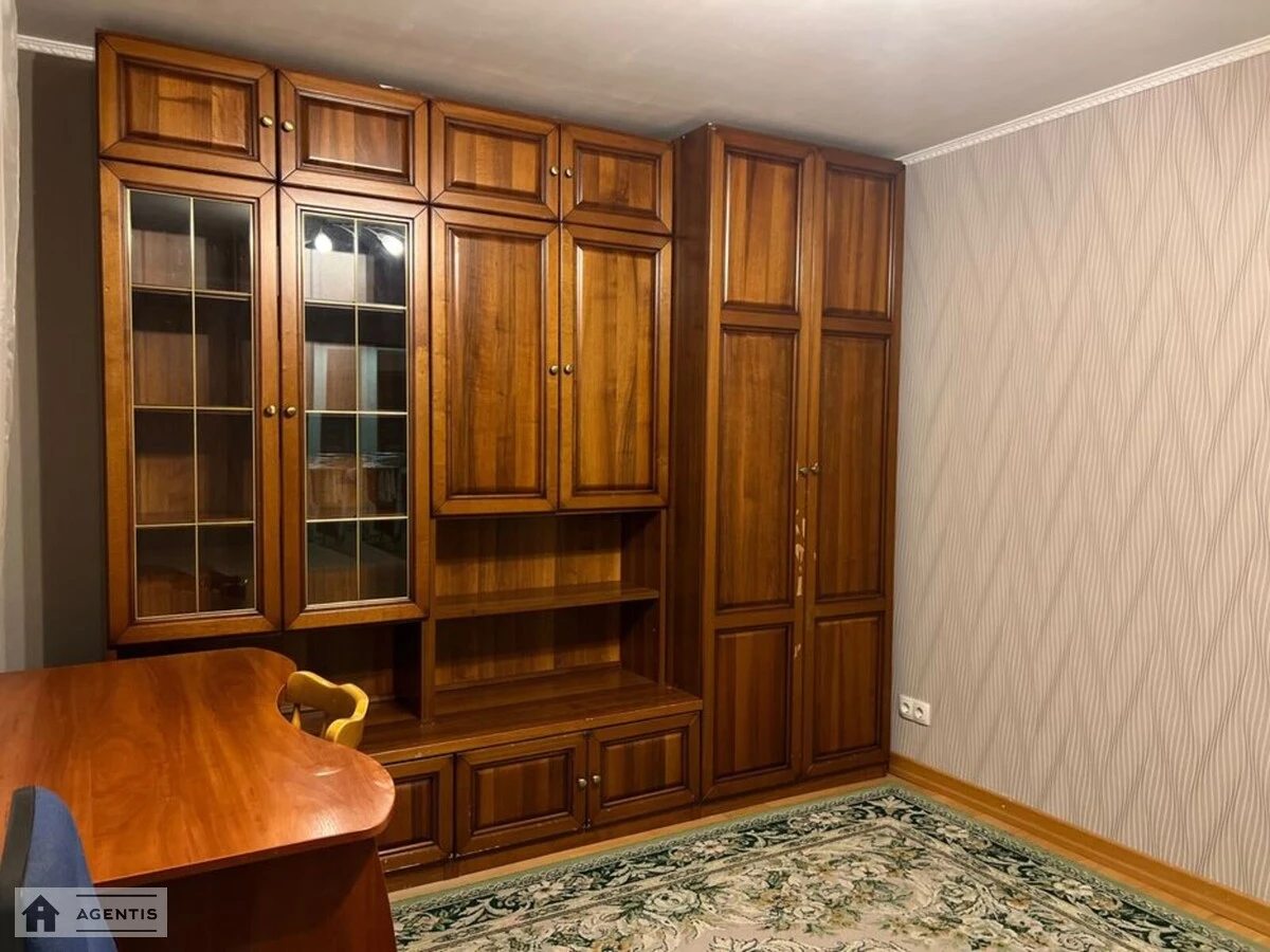 Apartment for rent 3 rooms, 78 m², 11th fl./12 floors. Ivana Maryanenka prov., Kyiv. 