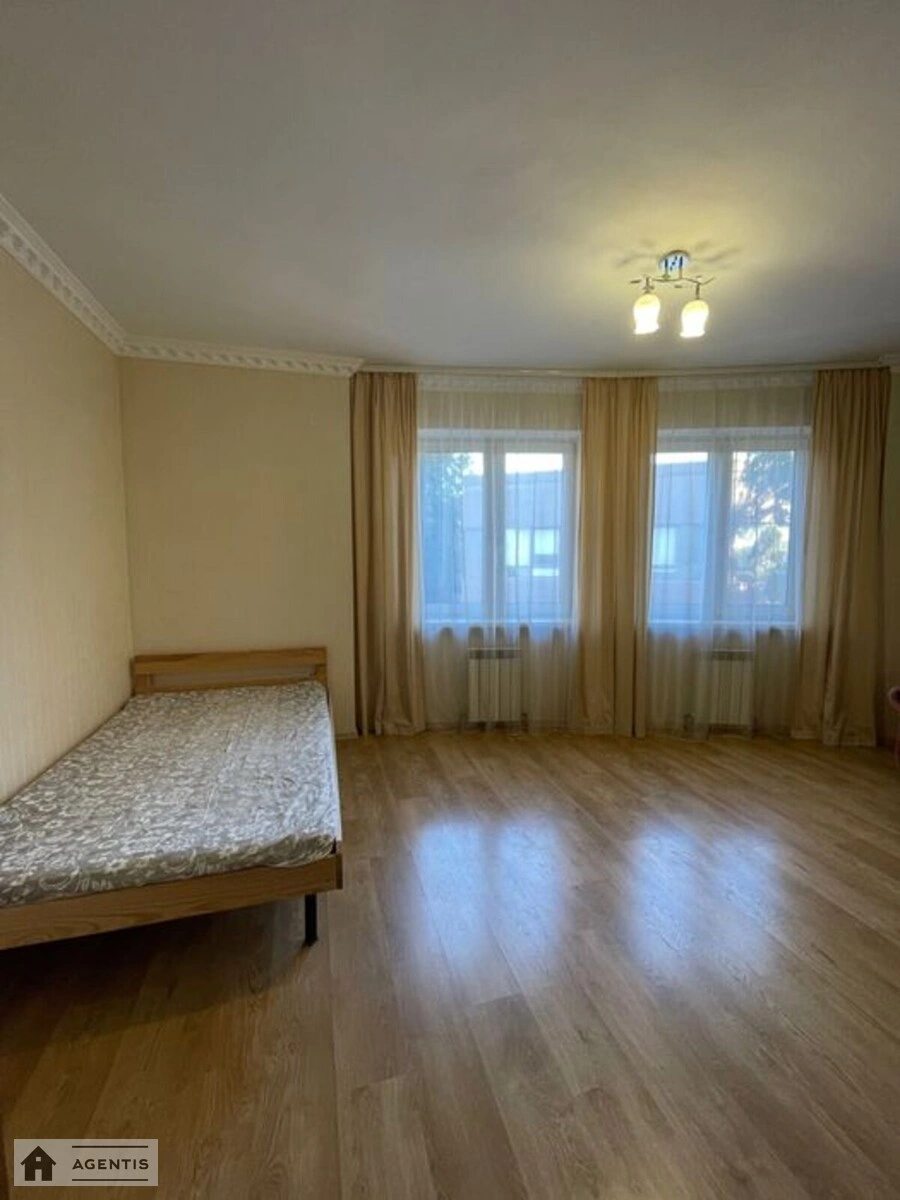 Apartment for rent 2 rooms, 61 m², 2nd fl./22 floors. Viktora Zabily vul. Tsulukidze, Kyiv. 