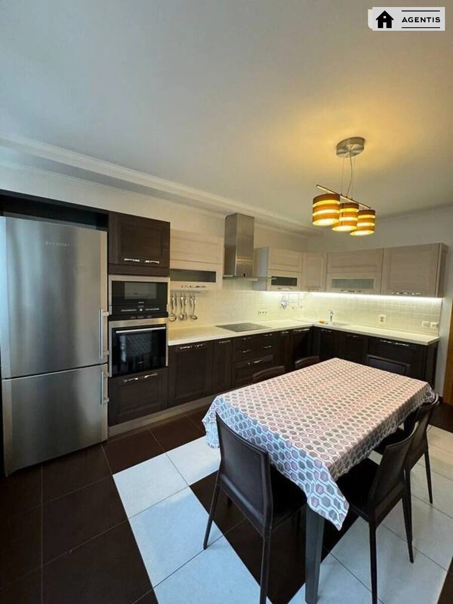 Apartment for rent 3 rooms, 103 m², 6th fl./16 floors. 3, Stepana Rudnytskoho vul., Kyiv. 