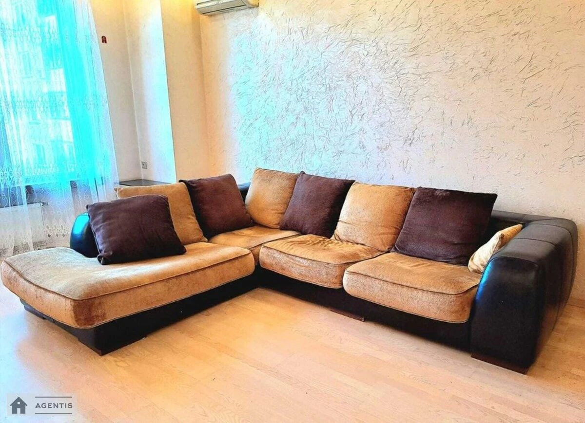 Apartment for rent 2 rooms, 100 m², 4th fl./14 floors. 59, Zhylyanska 59, Kyiv. 