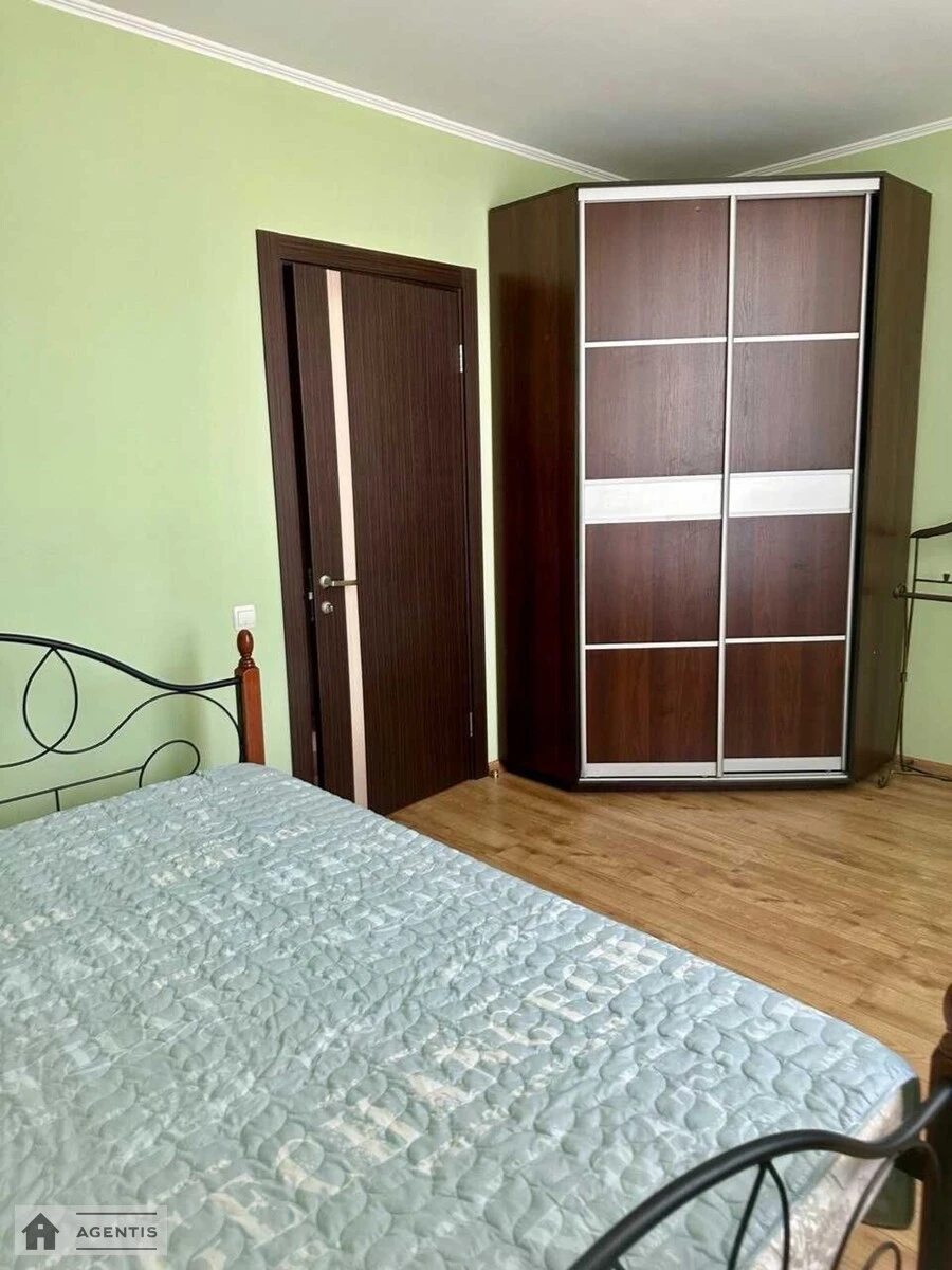 Здам квартиру 3 кімнати, 83 m², 22 пов./25 поверхів. 3, Ованеса Туманяна вул., Київ. 