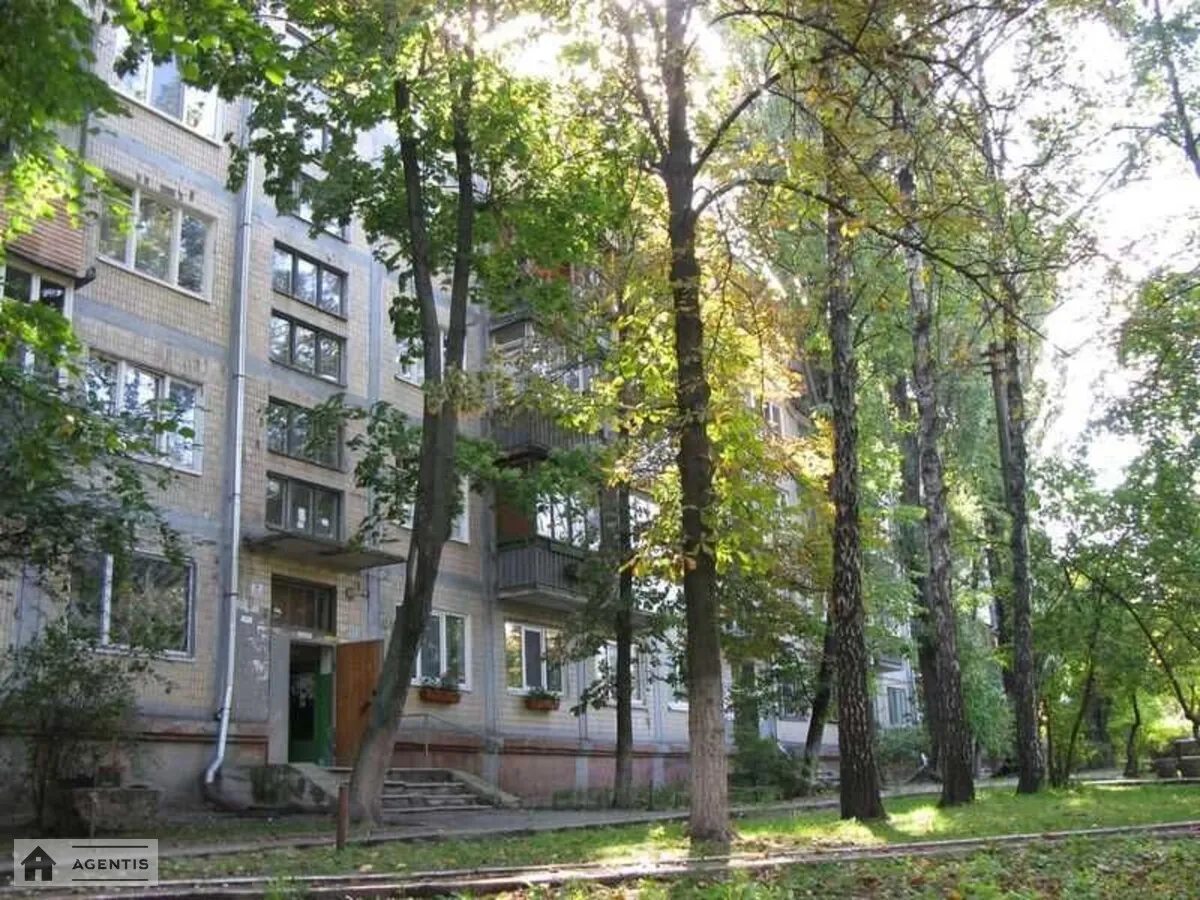 Apartment for rent 2 rooms, 45 m², 3rd fl./5 floors. Danyla Shcherbakivskoho vul. Shcherbakova, Kyiv. 