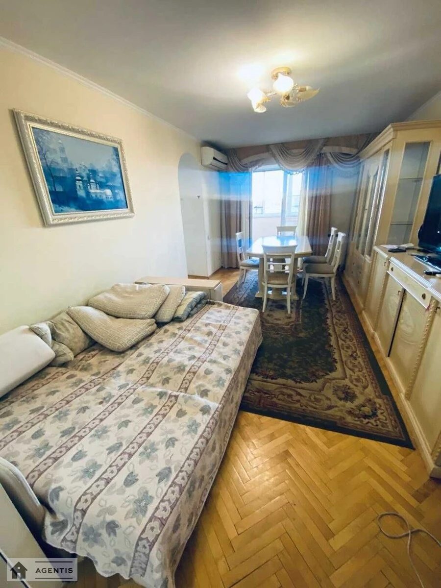 Apartment for rent 3 rooms, 81 m², 11th fl./18 floors. 20, Sribnokilska 20, Kyiv. 