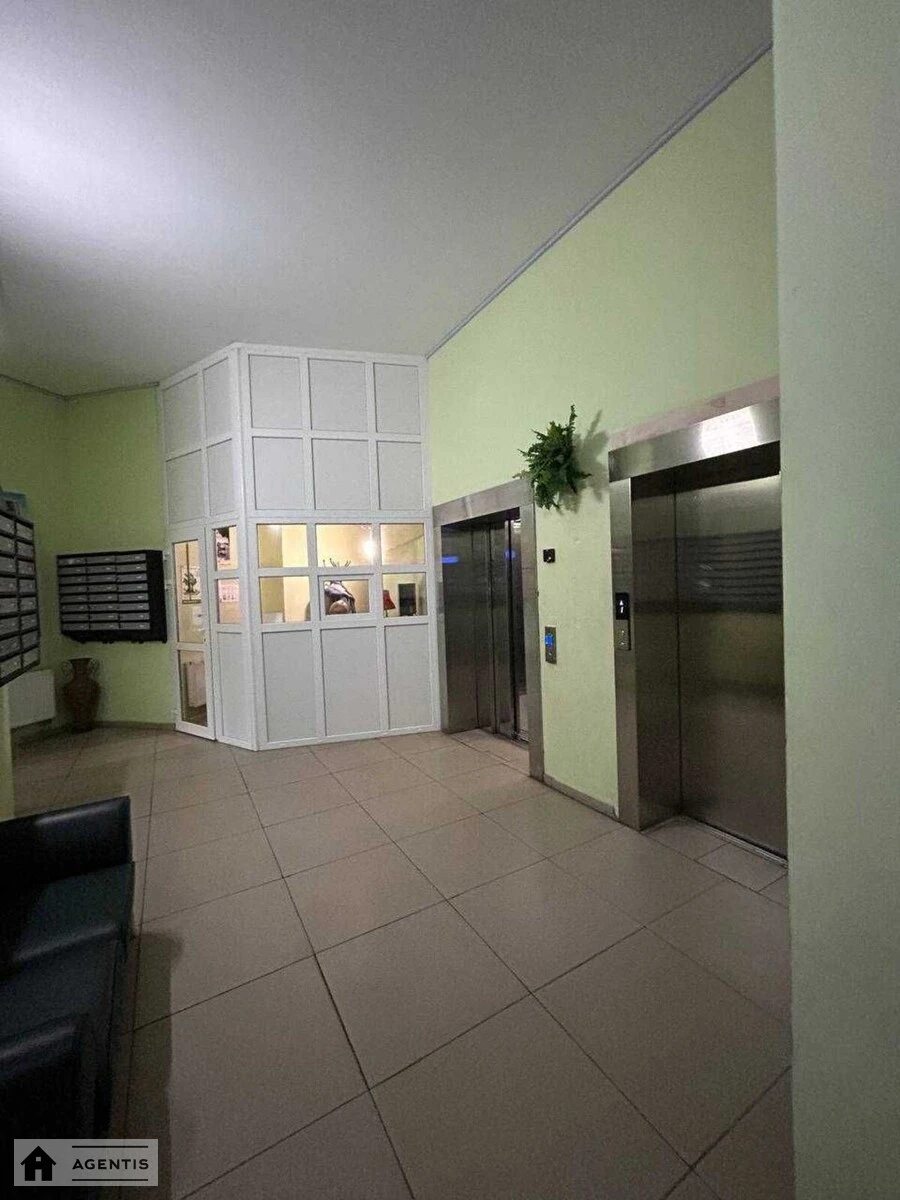 Apartment for rent 1 room, 36 m², 13th fl./27 floors. 3, Svitla 3, Kyiv. 