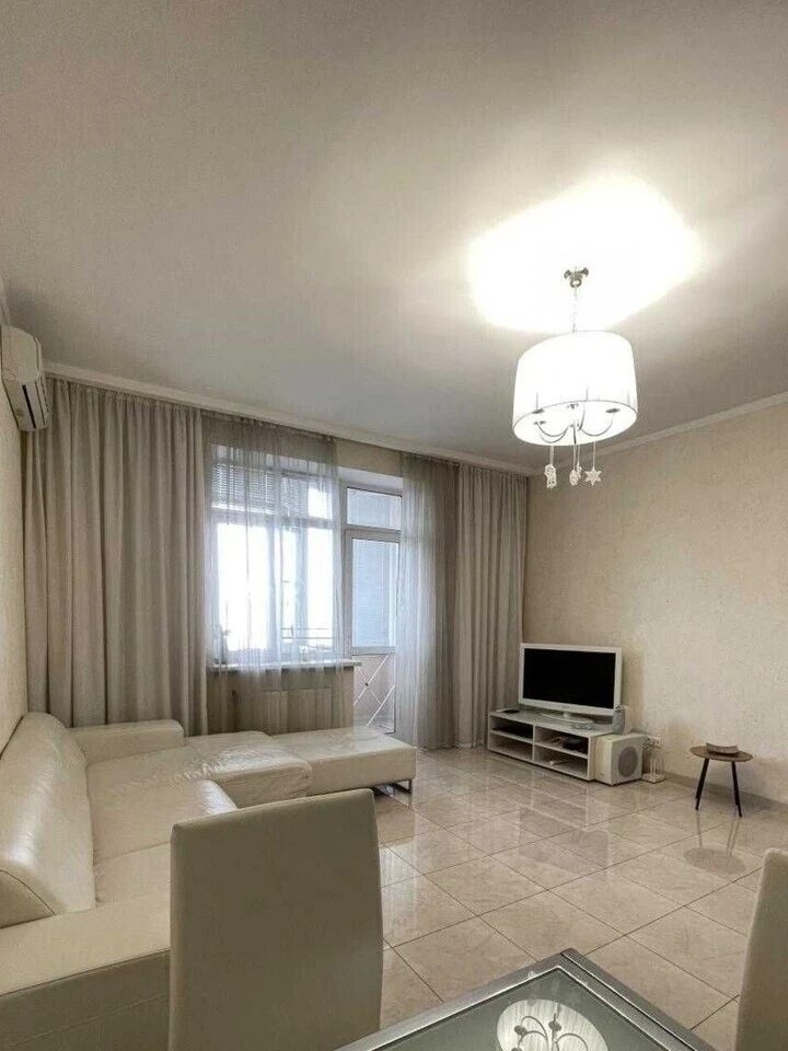 Сдам квартиру 3 комнаты, 93 m², 6 эт./9 этажей. 3, Кудрявский 3, Киев. 