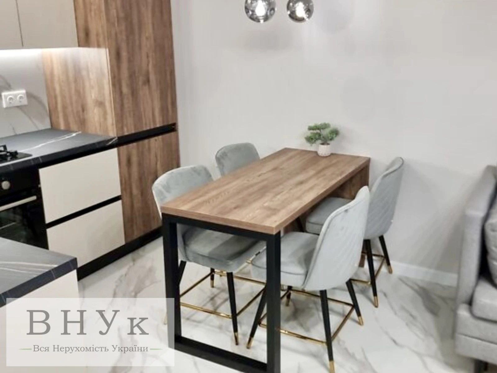 Продаж квартири 2 кімнати, 59 m², 8 пов./11 поверхів. 9, Київська , Тернопіль. 