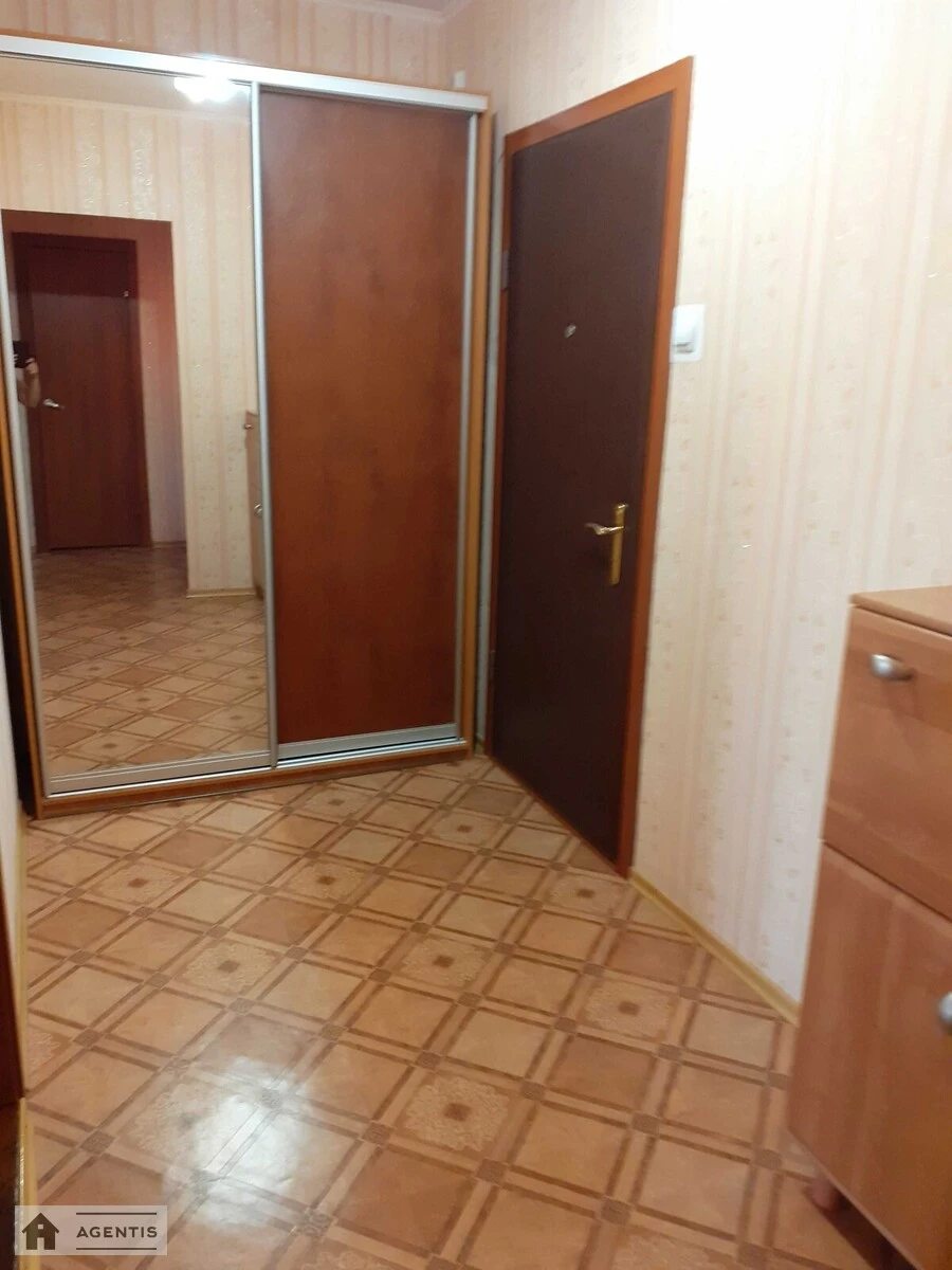 Здам квартиру 1 кімната, 43 m², 14 пов./22 поверхи. 1, Григорія Ващенка вул., Київ. 