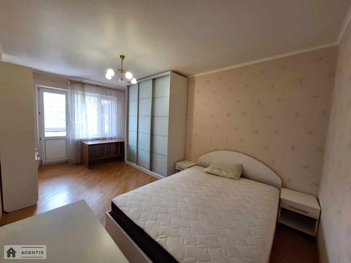 Здам квартиру 2 кімнати, 82 m², 5 пов./16 поверхів. 9, Бориса Гмирі вул., Київ. 