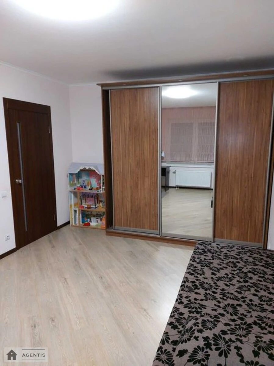 Сдам квартиру 2 комнаты, 70 m², 25 эт./26 этажей. Миколи Закревського вул., Киев. 