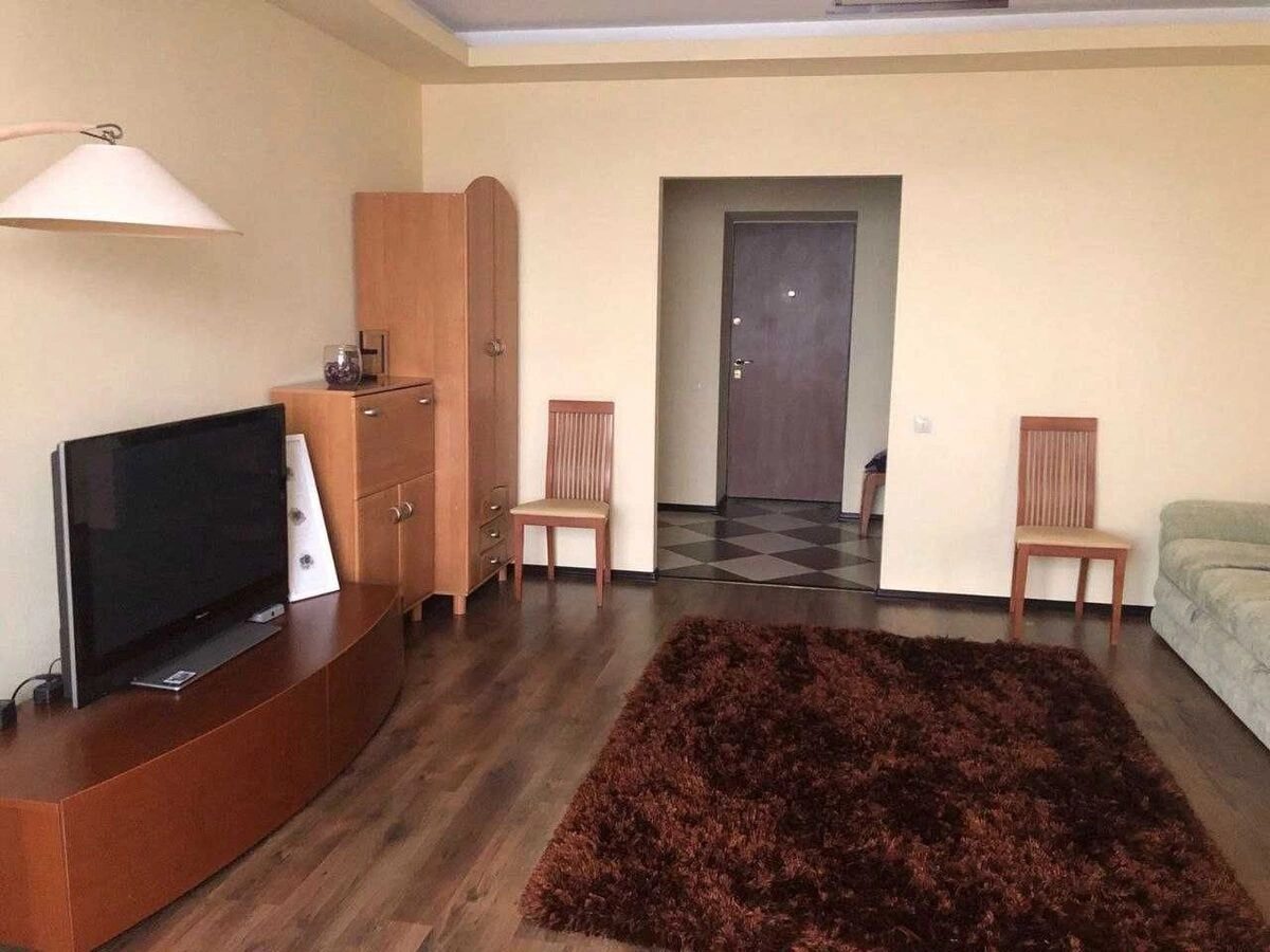 Apartment for rent 1 room, 51 m², 15th fl./16 floors. Dniprovskyy rayon, Kyiv. 