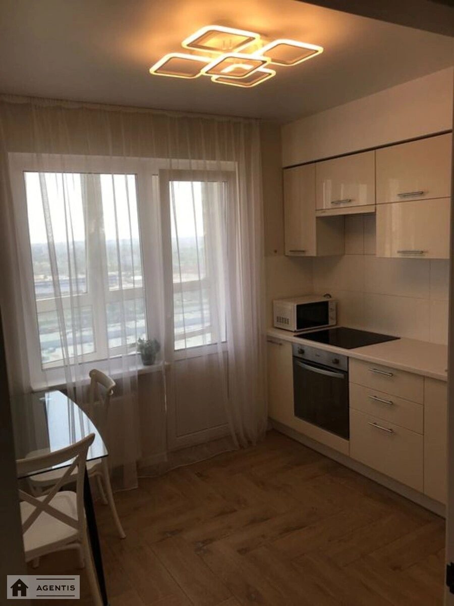 Сдам квартиру 1 комната, 40 m², 20 эт./25 этажей. Єлизавети Чавдар вул., Киев. 