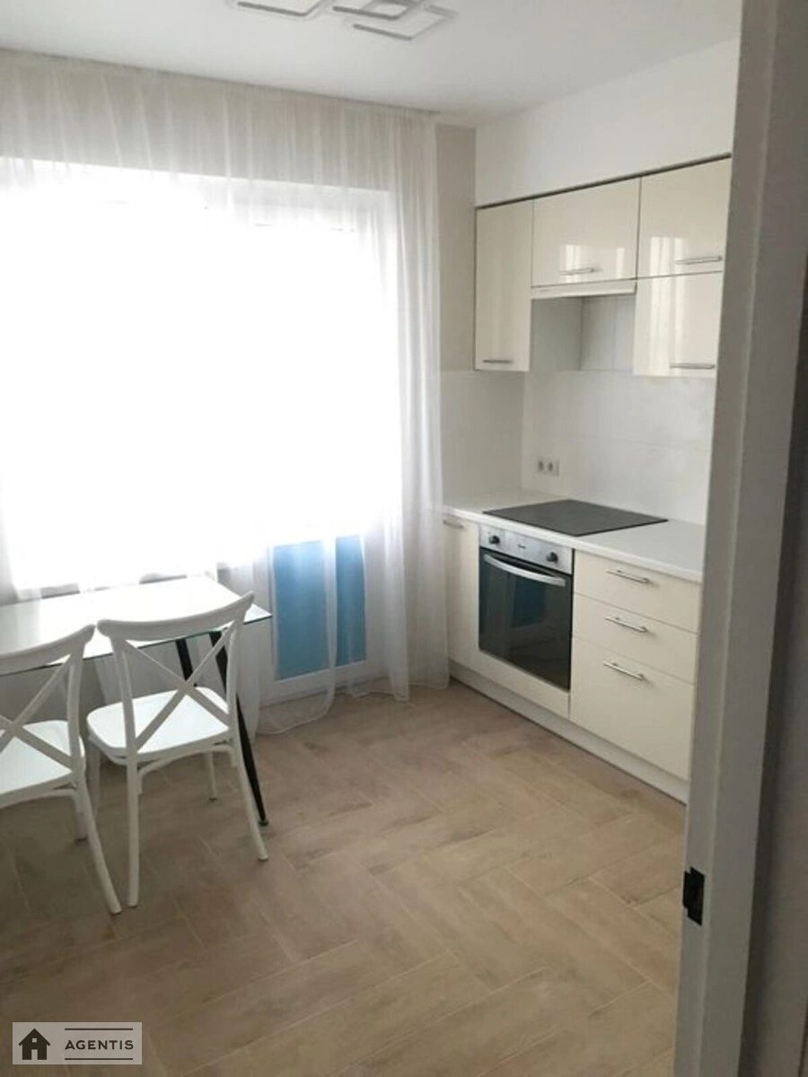 Сдам квартиру 1 комната, 40 m², 20 эт./25 этажей. Єлизавети Чавдар вул., Киев. 