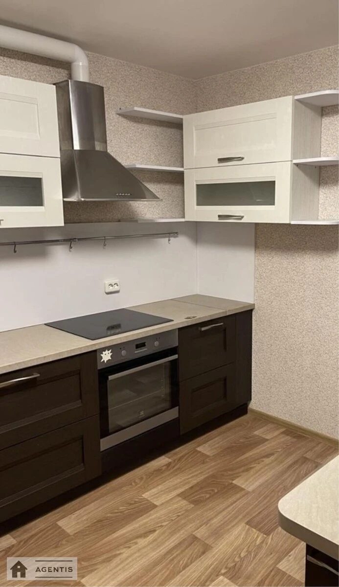 Сдам квартиру 1 комната, 55 m², 5 эт./25 этажей. 5, Балтийский 5, Киев. 