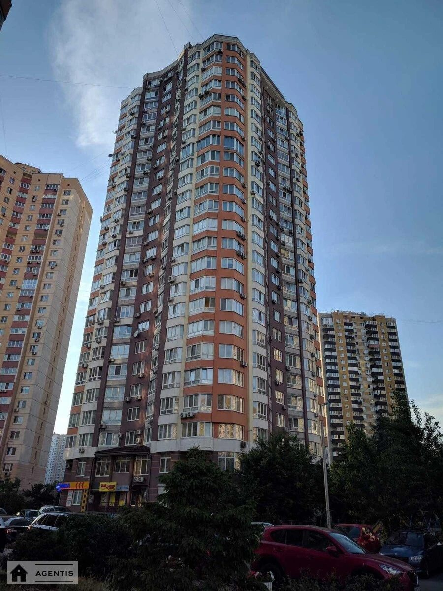 Здам квартиру 1 кімната, 52 m², 8 пов./25 поверхів. 34, Анни Ахматової вул., Київ. 