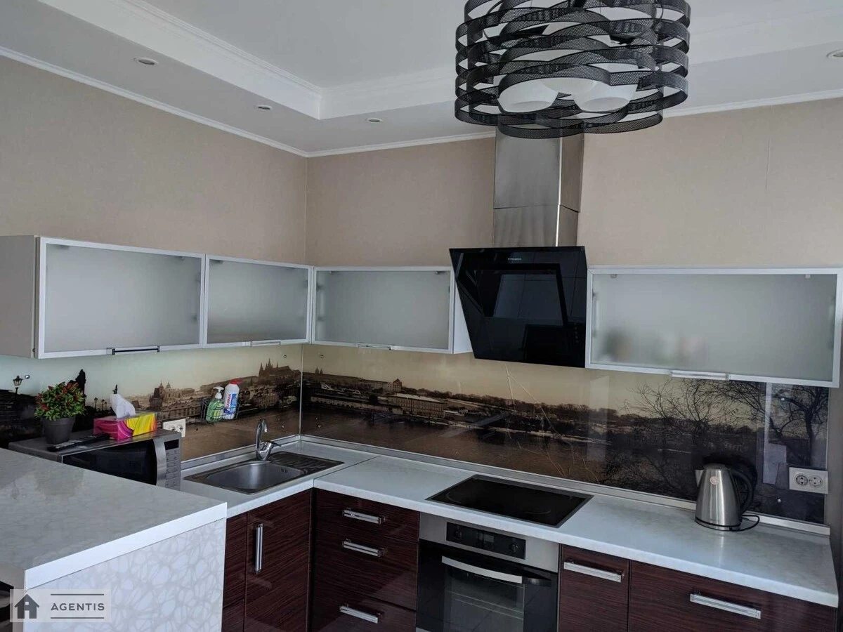 Здам квартиру 1 кімната, 52 m², 8 пов./25 поверхів. 34, Анни Ахматової вул., Київ. 