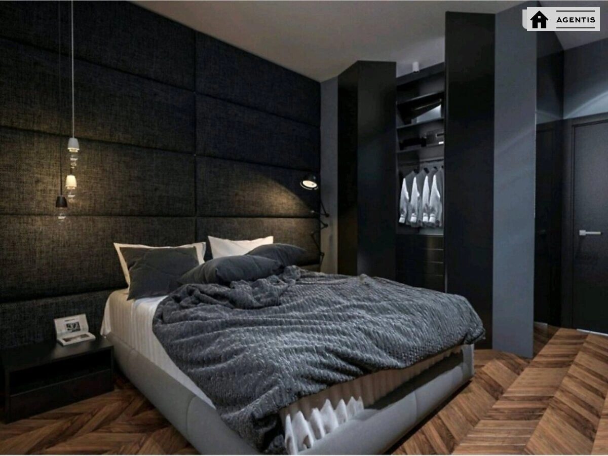 Сдам квартиру 3 комнаты, 120 m², 7 эт./10 этажей. 23, Назарівська вул. (Бориса Вєтрова), Киев. 