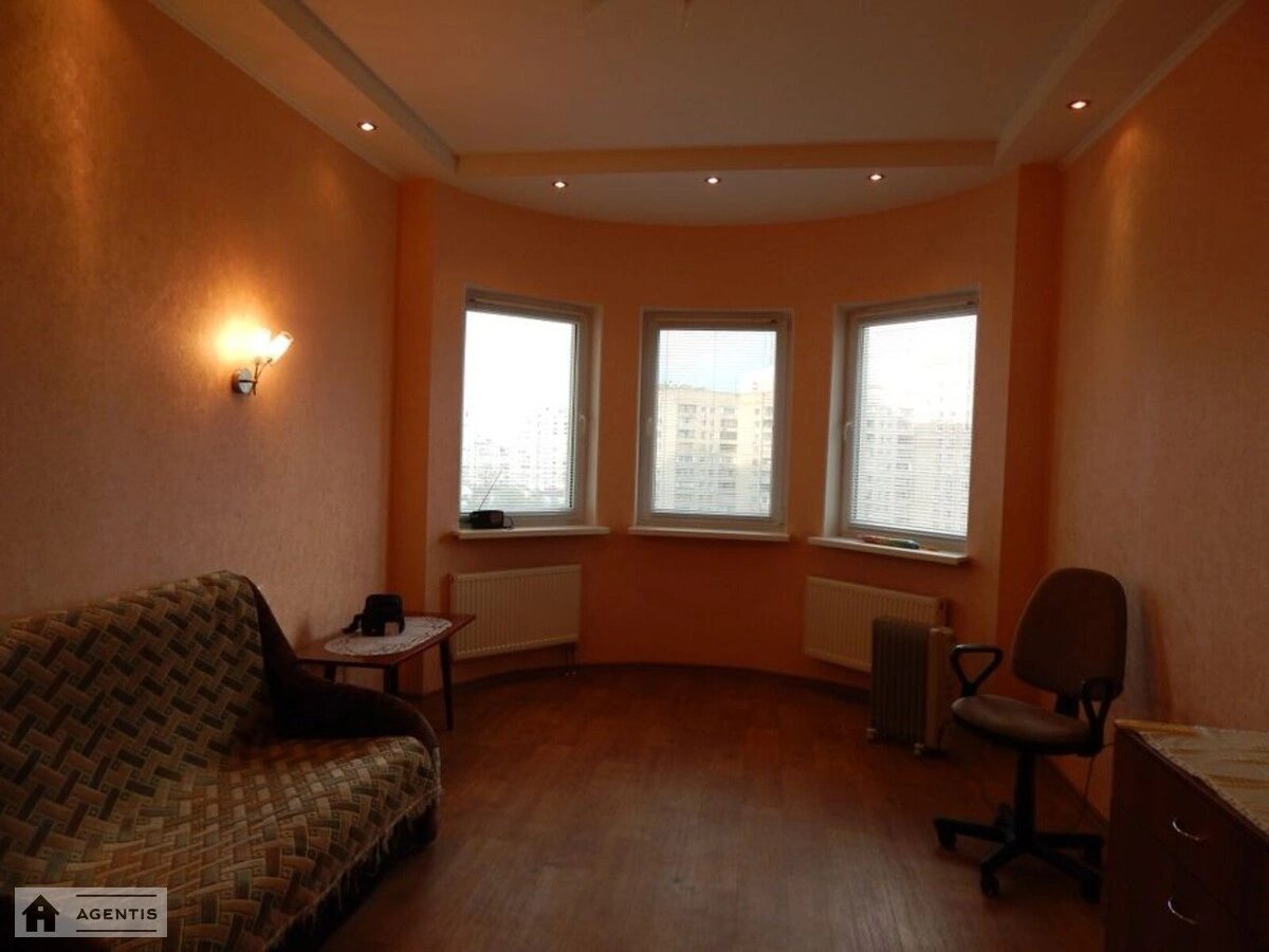 Apartment for rent 2 rooms, 86 m², 10th fl./27 floors. 19, Kharkivske 19. 