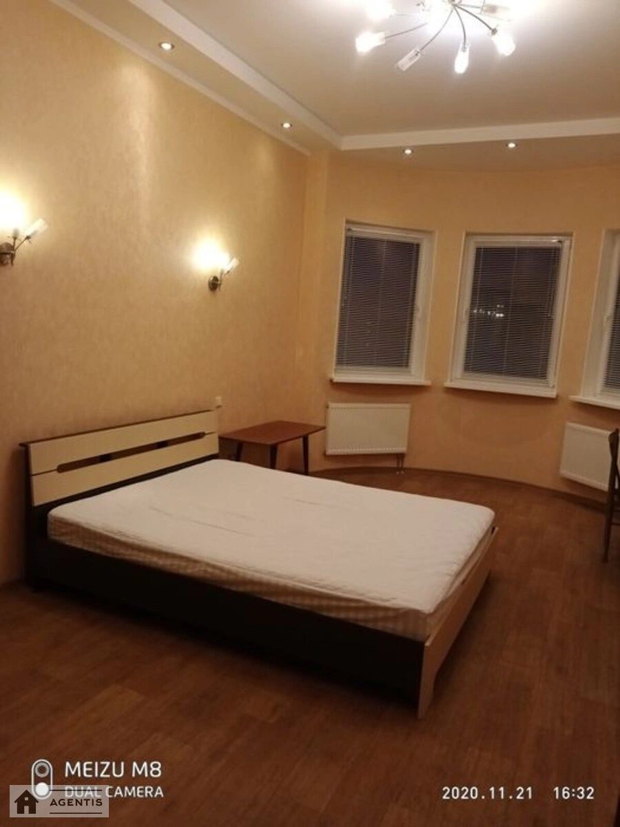 Apartment for rent 2 rooms, 86 m², 10th fl./27 floors. 19, Kharkivske 19. 