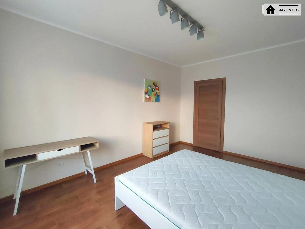 Сдам квартиру 1 комната, 47 m², 22 эт./24 этажа. 54, Ревуцкого 54, Киев. 