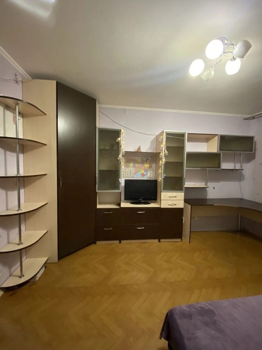 Apartments for sale 3 rooms, 87 m², 9th fl./10 floors. 5, Radunska 5, Kyiv. 