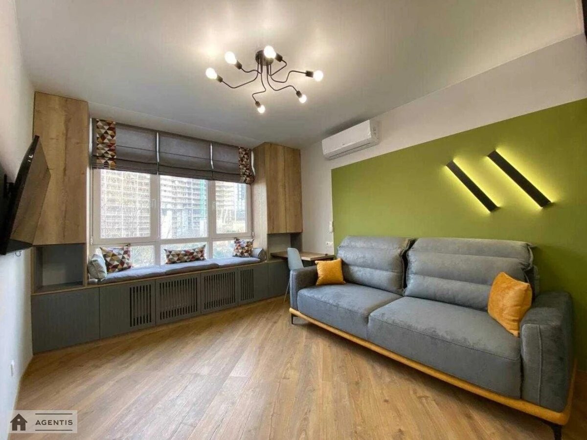 Apartment for rent 2 rooms, 65 m², 4th fl./10 floors. 13, Glybochytcka 13, Kyiv. 