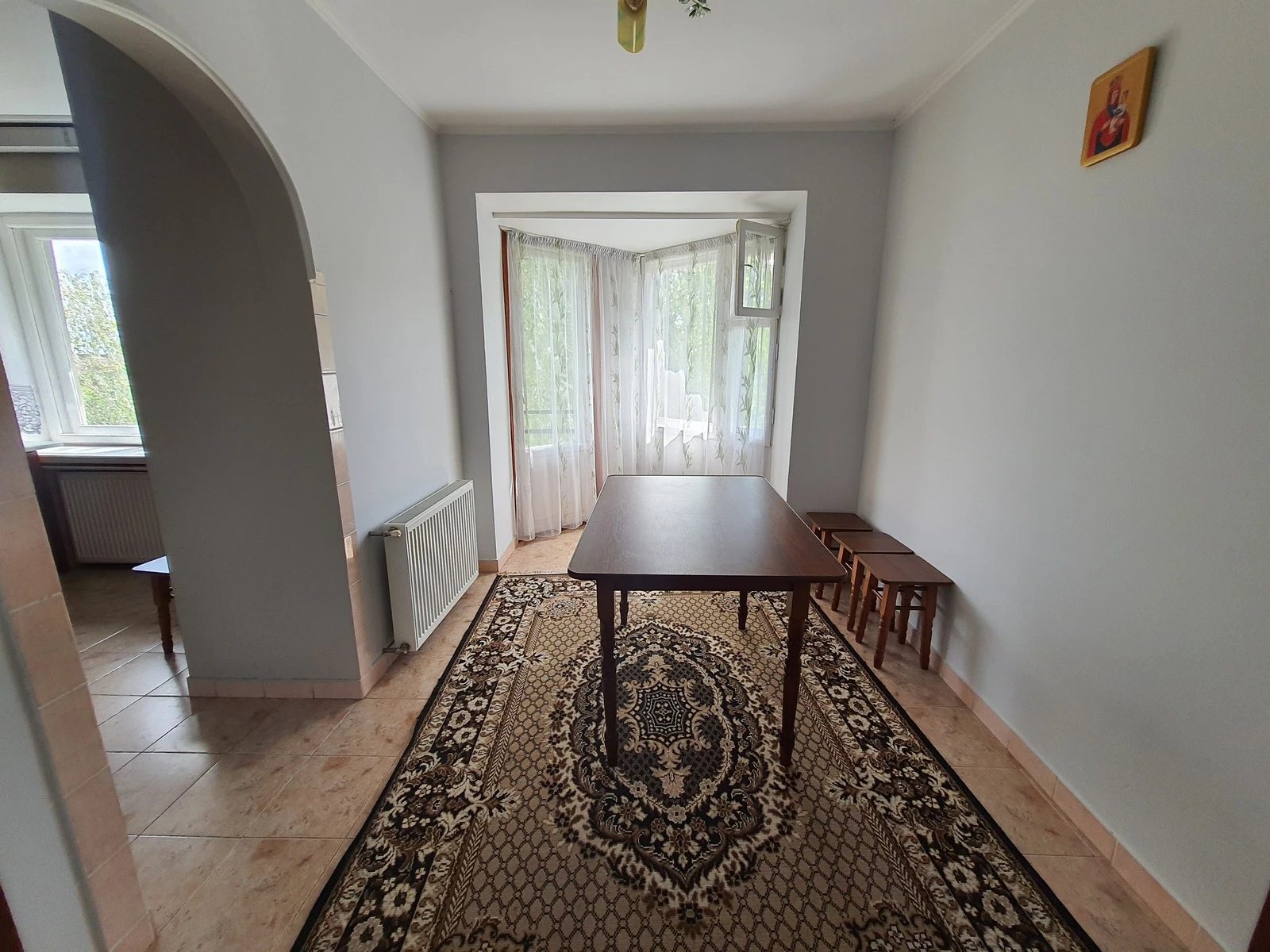 Apartment for rent 3 rooms, 67 m², 6th fl./6 floors. Savury K. vul., Ternopil. 