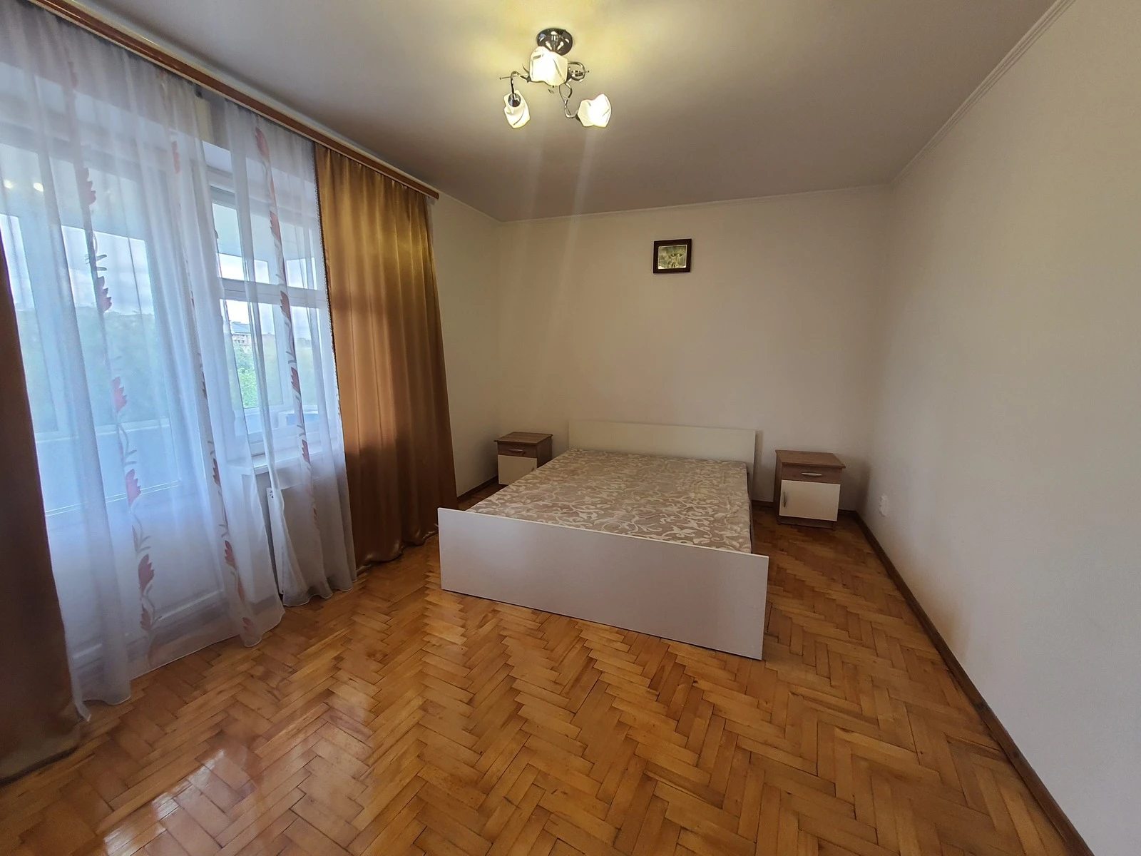 Apartment for rent 3 rooms, 67 m², 6th fl./6 floors. Savury K. vul., Ternopil. 