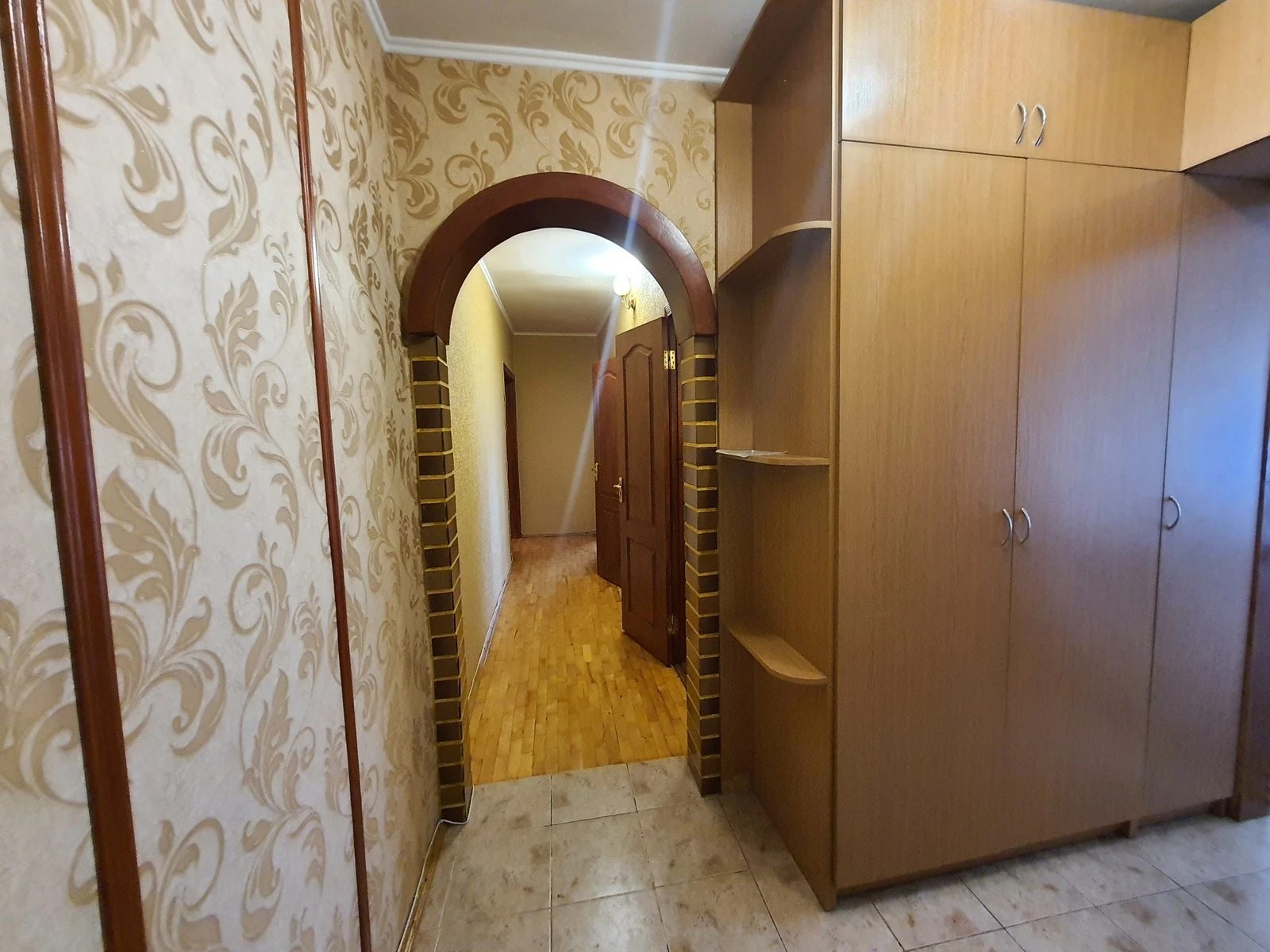 Apartment for rent 3 rooms, 67 m², 6th fl./6 floors. Savury K. vul., Ternopil. 