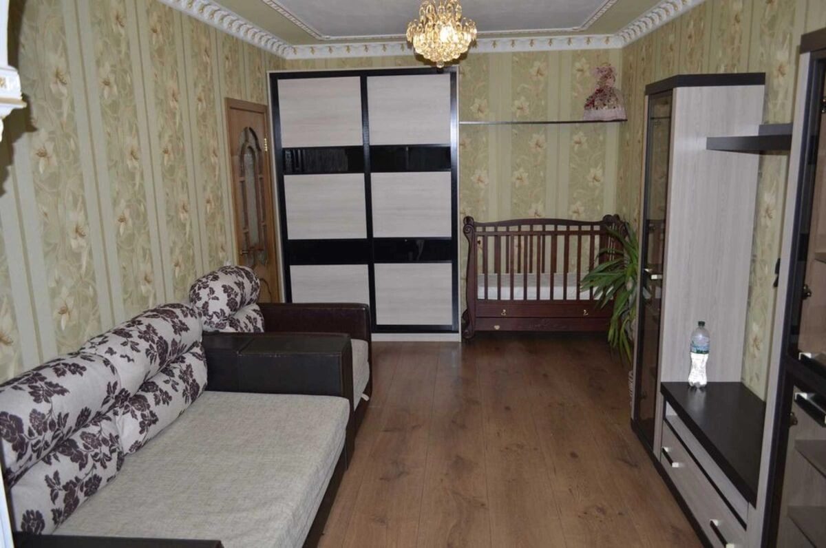 Apartments for sale 1 room, 37 m², 3rd fl./5 floors. 6, Kozatska , Vyshneve. 