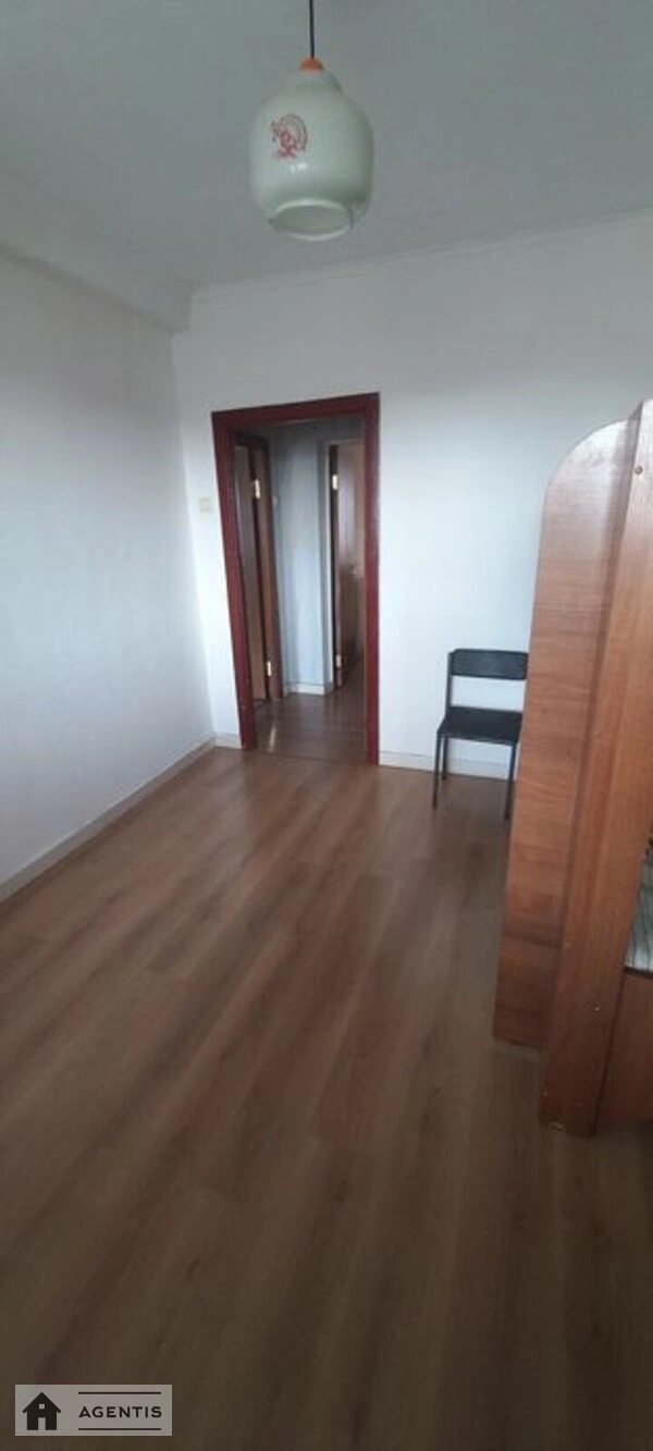 Apartment for rent 3 rooms, 63 m², 9th fl./9 floors. 19, Chokolivskiy 19, Kyiv. 