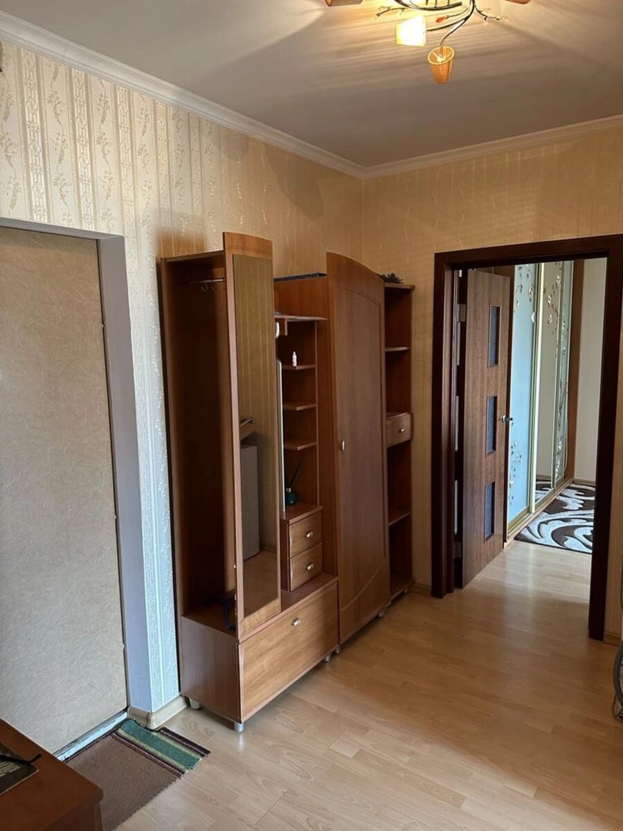 Продаж квартири 1 кімната, 50 m², 5 пов./16 поверхів. 54, Науки 54, Київ. 