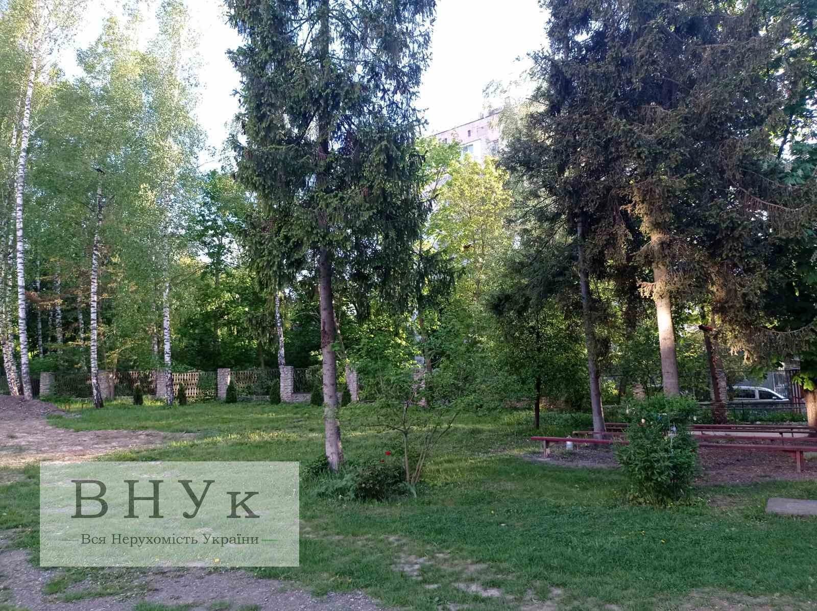 Продаж квартири 1 кімната, 37 m², 2 пов./9 поверхів. Орлика Гетьмана вул., Тернопіль. 