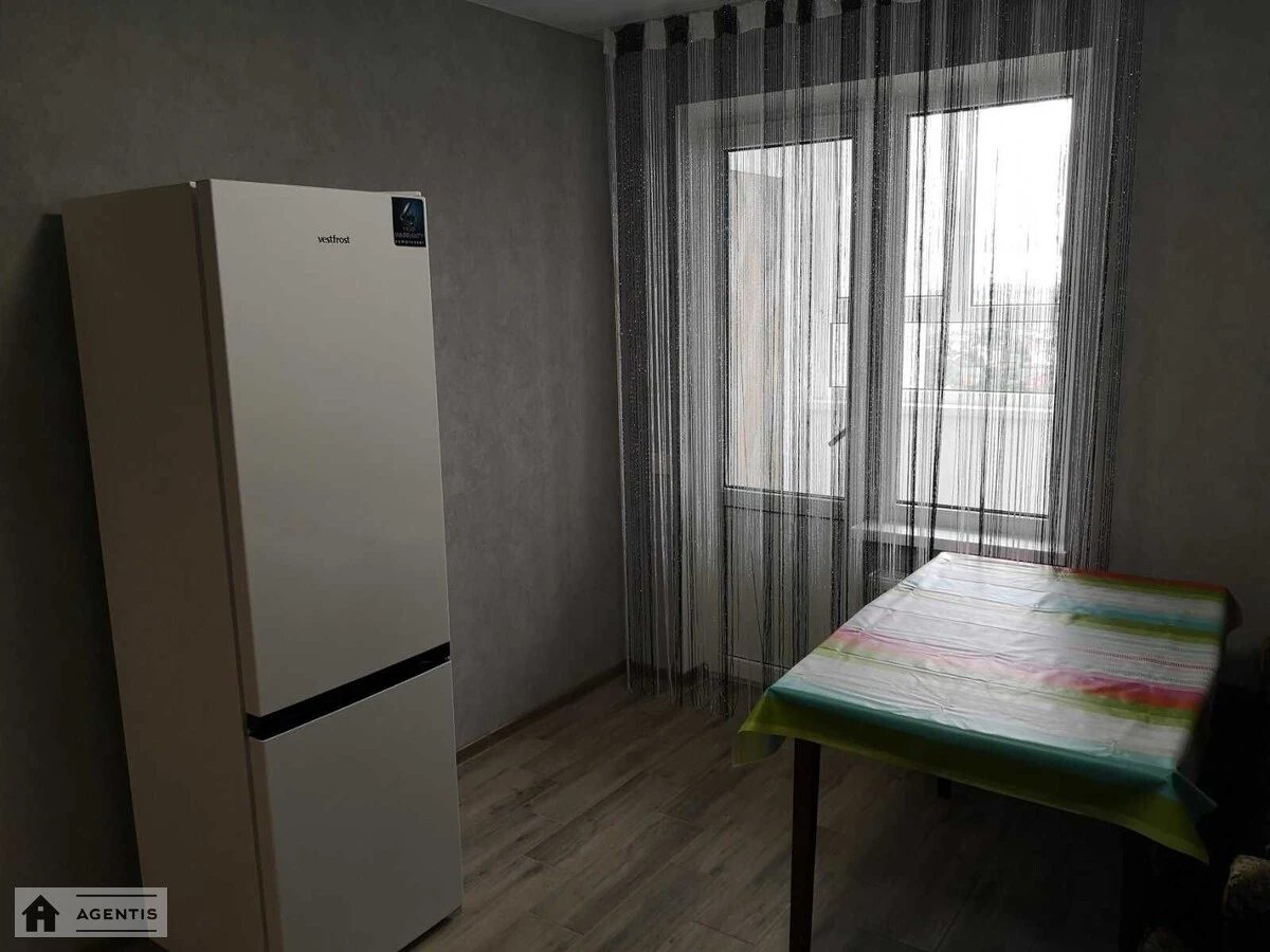 Apartment for rent 1 room, 42 m², 19th fl./25 floors. Prymiska vul., Kyiv. 